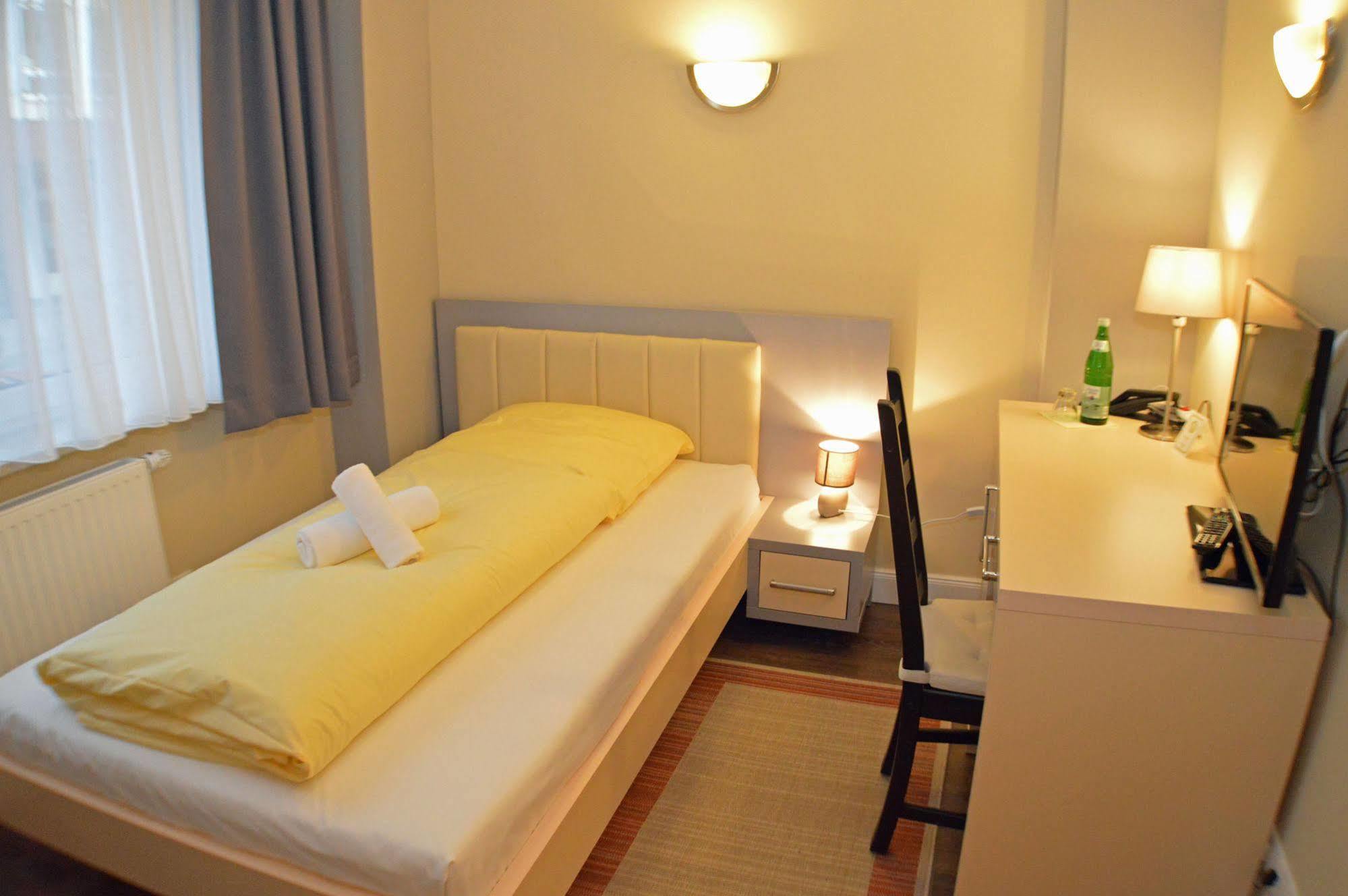 המבורג Hotel Jeta מראה חיצוני תמונה